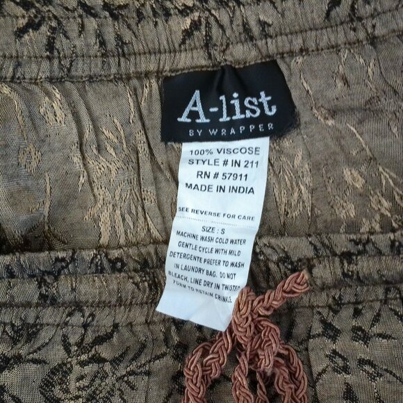 A-list by Wrapper, Beige Maxi skirt, Shiny, India style - Picture 8 of 8